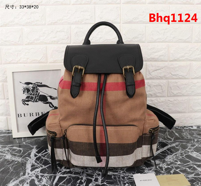 BURBERRY巴寶莉 新款 The Rucksack 軍旅背包 柔軟休閒雙肩包 391223  Bhq1124