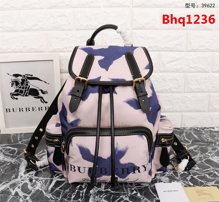 BURBERRY巴寶莉 The Rucksack 印花帆布拼皮革 軍旅背包 時尚雙肩包 39622  Bhq1236