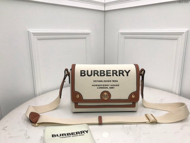 Burberry專櫃新款女包 巴寶莉斜背包 Burberry字母徽標帆布女包  db1168