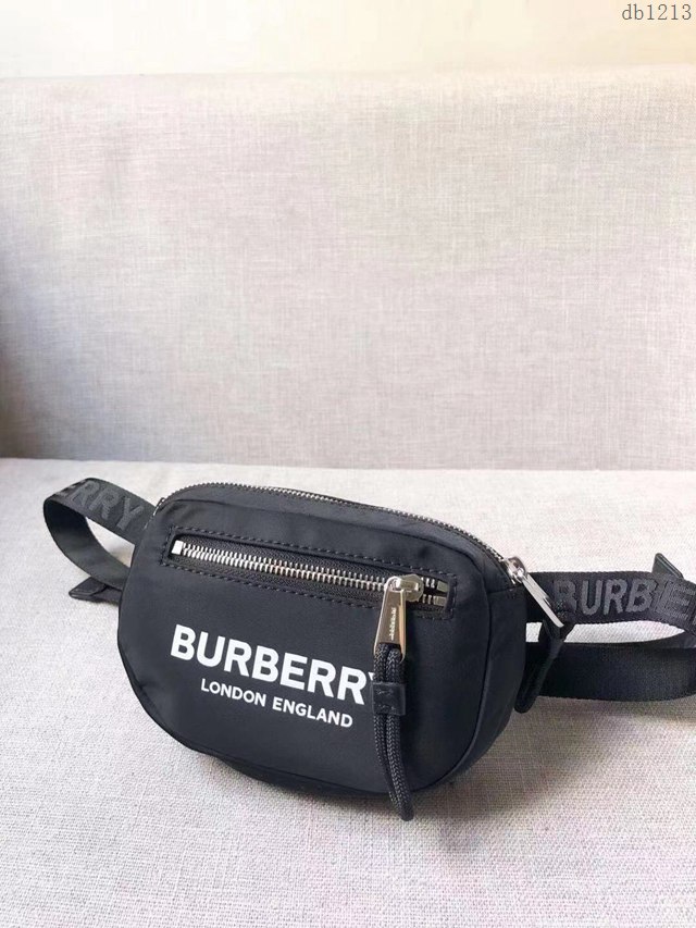 Burberry專櫃新款腰包 巴寶莉徽標裝飾ECONYL材質腰包挎包胸包  db1213