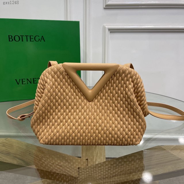 Bottega veneta高端女包 8546B BV寶緹嘉2021包包最新triangle倒三角手提單肩斜挎包三角包  gxz1248