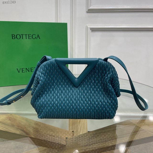 Bottega veneta高端女包 8546B BV寶緹嘉2021包包最新triangle倒三角手提單肩斜挎包三角包  gxz1249