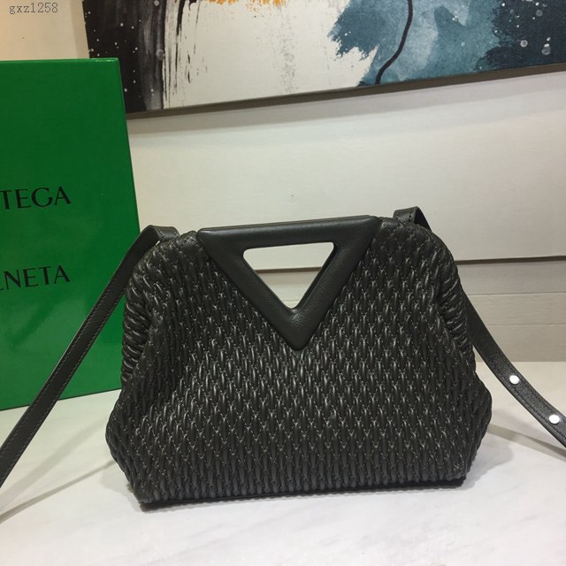 Bottega veneta高端女包 8546B BV寶緹嘉2021包包最新triangle倒三角手提單肩斜挎包三角包  gxz1258