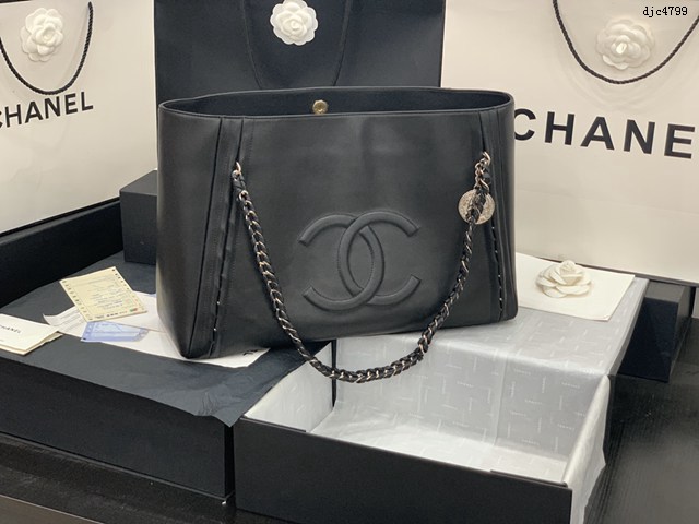 Chanel專櫃2021新款高級手工坊新品tote包購物袋 AS8473# 香奈兒編織五金鏈肩帶女士購物包 djc4799