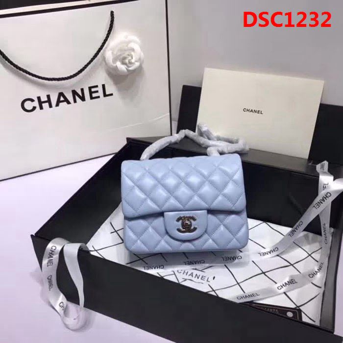 香奈兒CHANEL 升級版A1115進口小羊皮金銀鏈肩背斜跨包 DSC1232