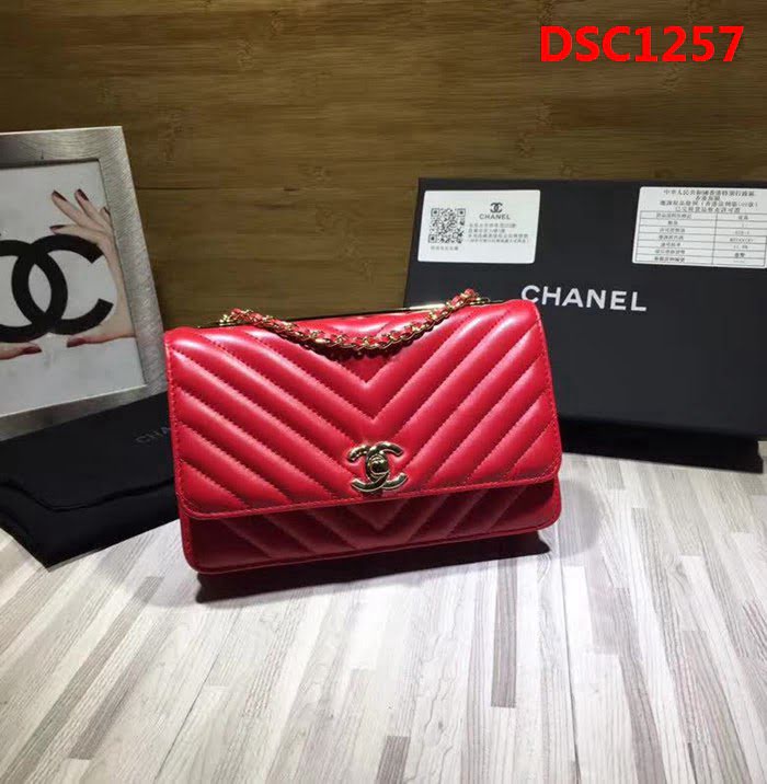 香奈兒CHANEL V982新款新顏色專櫃品質羊皮鏈條小包 DSC1257