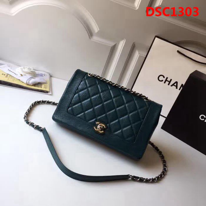 香奈兒CHANEL爆款Chanel 2018春夏最新57602 皺紋油臘皮棱格單肩斜挎休閒包 DSC1303