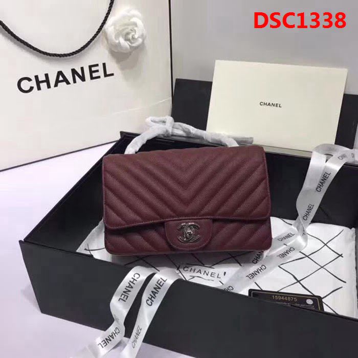 香奈兒CHANEL 升級版V線1116進口球紋皮肩背斜跨鏈條包 DSC1338