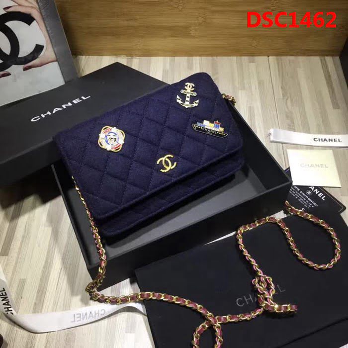 香奈兒CHANEL 2018最新款WOC 布與皮徽章包經典時尚款 正品開模休閒百搭19550 DSC1462