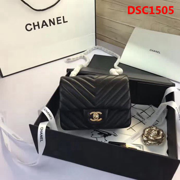 香奈兒CHANEL 升級版V線1115進口小羊皮全新經典單肩斜挎鏈條包 DSC1505