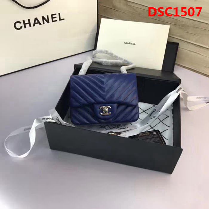 香奈兒CHANEL 升級版V線1115進口小羊皮全新經典單肩斜挎鏈條包 DSC1507