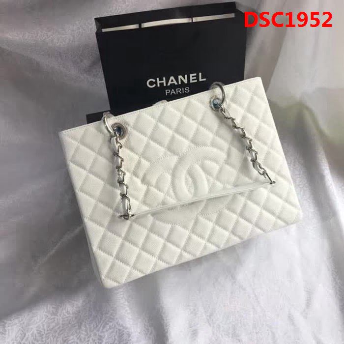 香奈兒CHANEL 50995 經典系列 魚子醬牛皮方形風格雙鏈條包 DSC1952