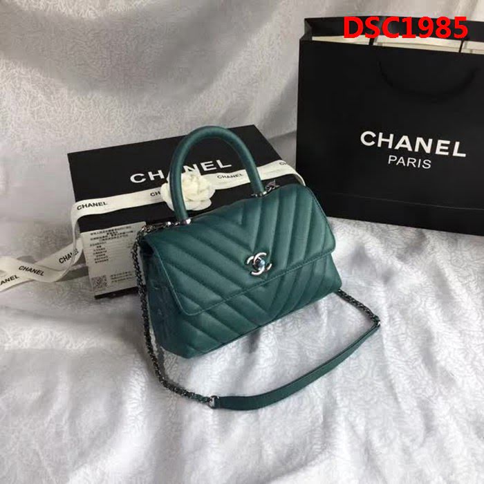 香奈兒CHANEL 92992 2018最新V字型 單手挽手提單肩包 DSC1985