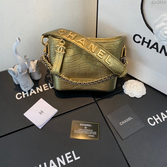 Chanel女包 91810 2019新款 Chanel Gabrielle鱷魚流浪包 皮裹鏈條 香奈爾肩背包 香奈兒流浪包  djc2619