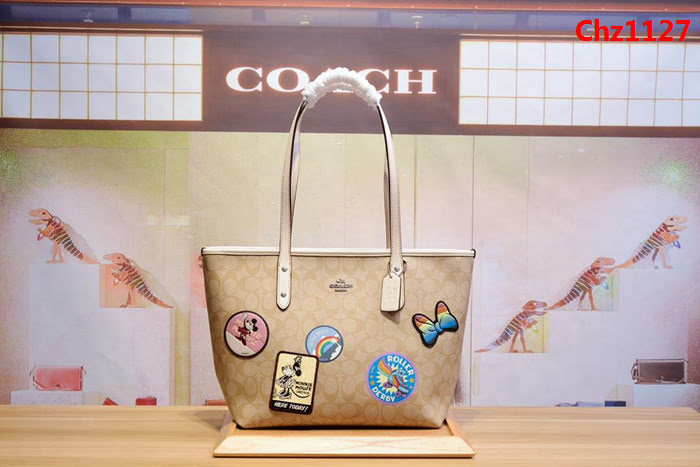 COACH蔻馳 18最新款 coachF29358 米奇系列 螢光徽章塗鴉款 購物袋 時尚媽咪包  Chz1127