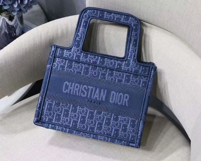 Dior包 迪奧復古凹造型刺繡小號手袋 Dior Mini Book tote手提包  Dyd1102