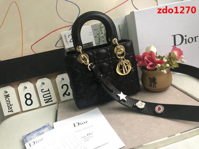 DIOR迪奧 頂級原單 Dior 徽章系列 四格戴妃包 手提斜挎包  zdo1270