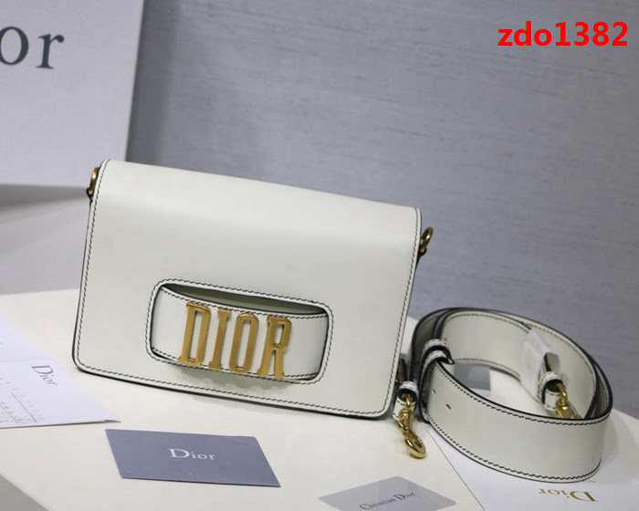 DIOR迪奧 原單精品 DIOR牛皮翻蓋式手提包 可手提肩背斜挎  zdo1382