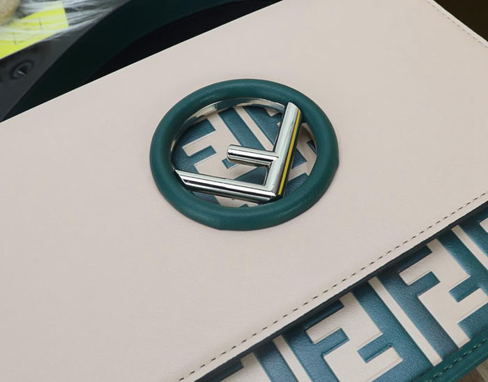 FENDI芬迪 獨家膠囊系列 FF Logo Mania 可肩背手提 8806壓印系列  fd1499