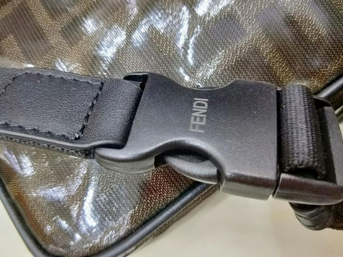 FENDI芬迪 發佈會走秀獨家最新款 火爆全球雙FF 斜挎小包  fd1562