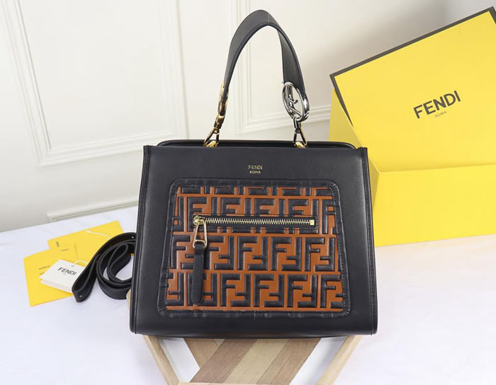 FENDI芬迪 新品 靈魂設計RUNAWAY款手提袋 可肩背 0993  fd1740
