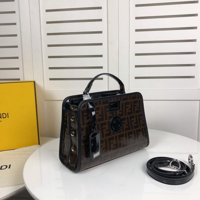 FENDI芬迪 黑色牛皮 相配翻蓋 單手抦手提肩背包  fd1829