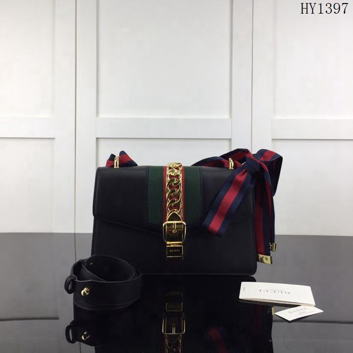 GUCCI古馳 新款 專櫃品質 原單 421882平紋 克色 手提 單肩 斜挎包HY1397