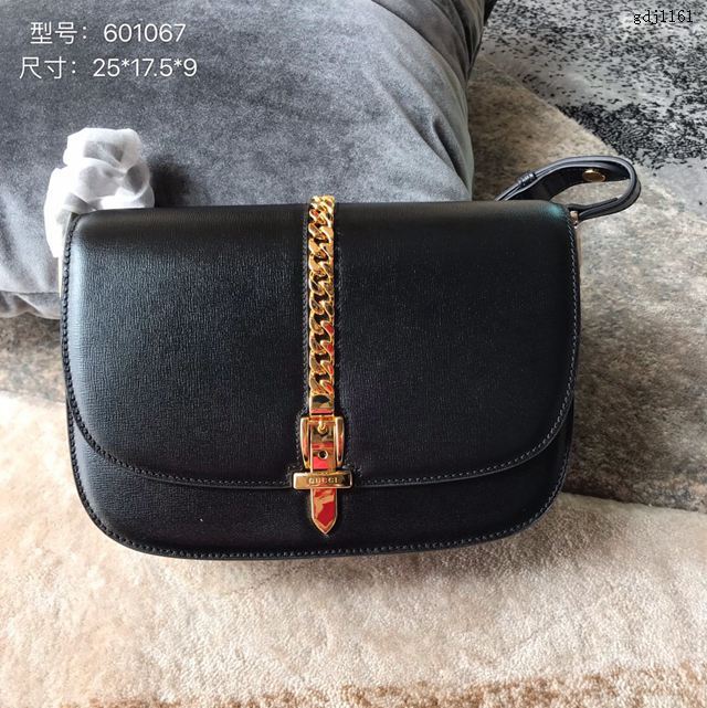 Gucci女包 古馳2020新款 Gucci爆款單肩斜跨女包 Gucci全皮手提袋 602781 黑皮  gdj1166