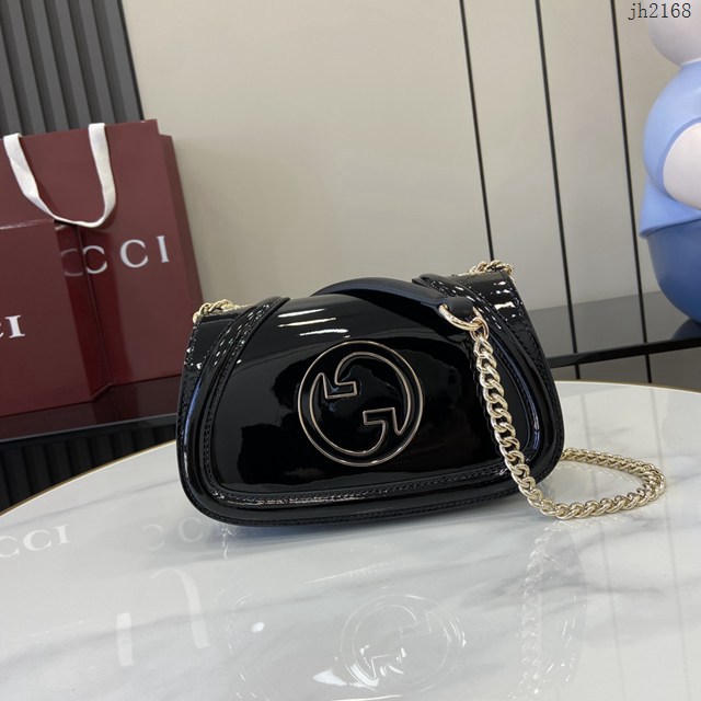 Gucci專櫃古馳最新款Blondie系列迷你肩背包女士鏈條挎包 jh2168型號：815711