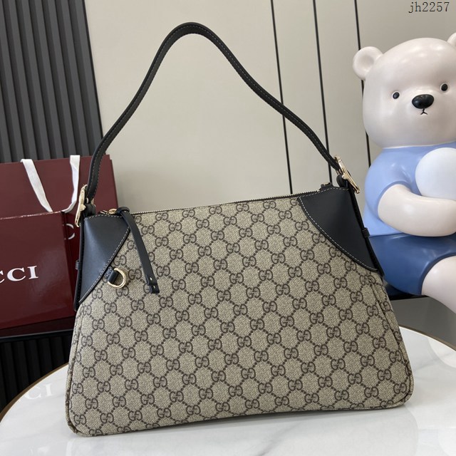 Gucci專櫃古馳最新款Emblem系列中號肩背包斜挎女包 jh2257型號：815217