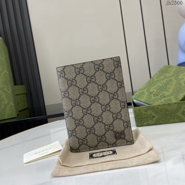Gucci專櫃古馳最新款飾GG細節GG護照夾 jh2300型號：795229