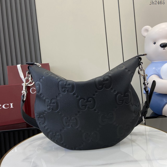 Gucci專櫃古馳最新款Body雙鎖扣粒面軟皮小號男士肩背包 jh2465型號：801887
