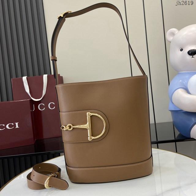 Gucci專櫃古馳2025春夏系列最新款水桶包手提單肩斜挎女包 jh2619型號：833660