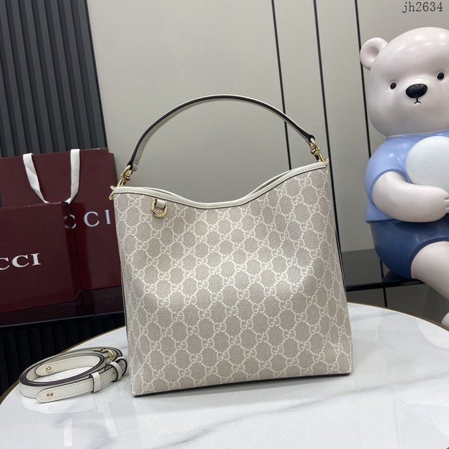 Gucci專櫃古馳最新款Emblem系列小號肩背包 jh2634型號：815103