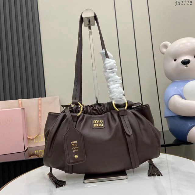 MIU MIU專櫃繆繆最新款中古腋下餃子包 jh2726型號：5BG306