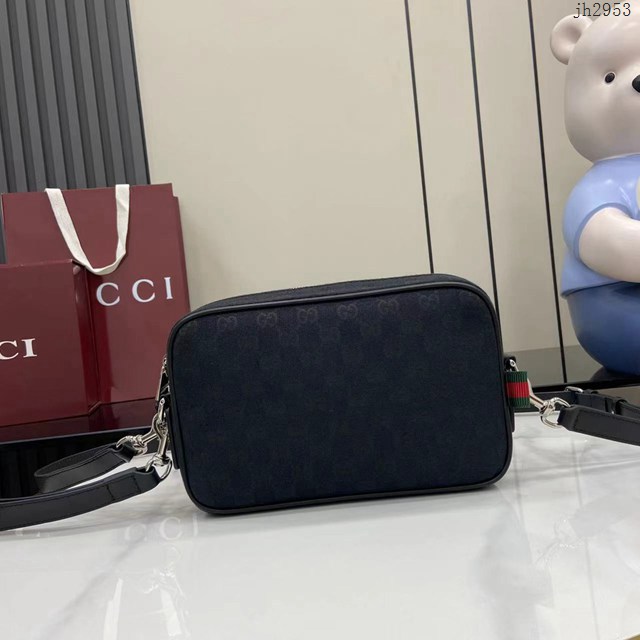 Gucci專櫃古馳最新款小號男士單肩斜挎包 jh2953型號：834802