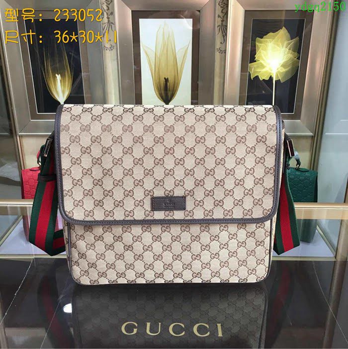 GUCCI 古馳男包 新款 233052 高級人造革郵差包 Gucci帆布男包 Gucci男士單肩斜挎包