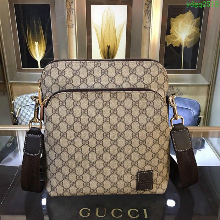 GUCCI 古馳男包 新款 854364 黑色雙G花紋 高級帆布 Gucci單肩郵差包