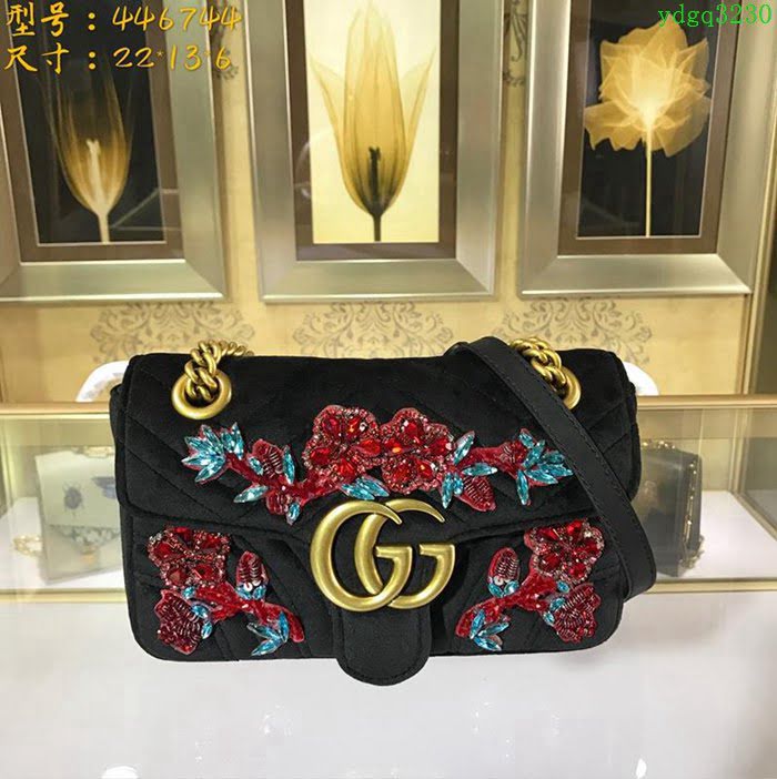 GUCCI古馳 新款女包 專櫃品質 446744 進口牛皮 原廠五金 花朵蜜蜂繡花 Gucci鏈條包 古馳斜挎包  ydgq3230