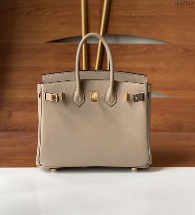 Hermes女包 愛馬仕Birkin25 swift皮 手工縫製 淺灰金扣 Hermes鉑金手提包  tdh2155