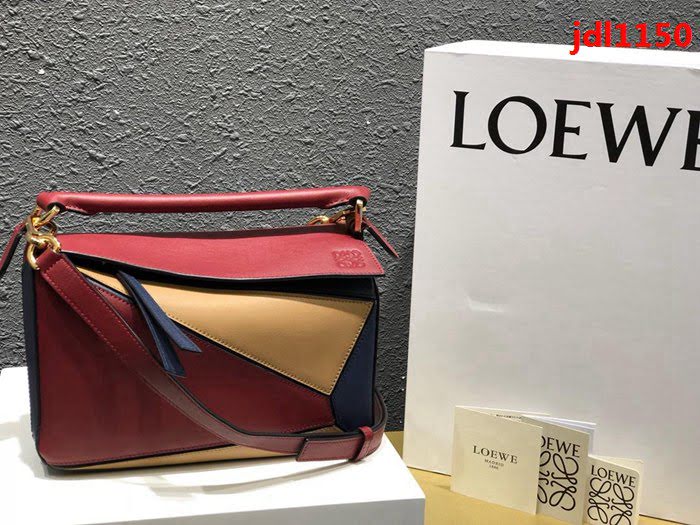 LOEWE羅意威  Loewe Puzzle乳酪拼色 專櫃同步 最新版本 小牛皮手提斜挎包  jdl1150