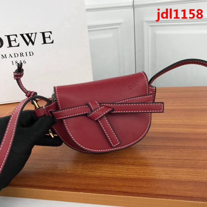 LOEWE羅意威 爆款迷你Gate手袋 馬術風格 繩結帶斜挎包 10182  jdl1158