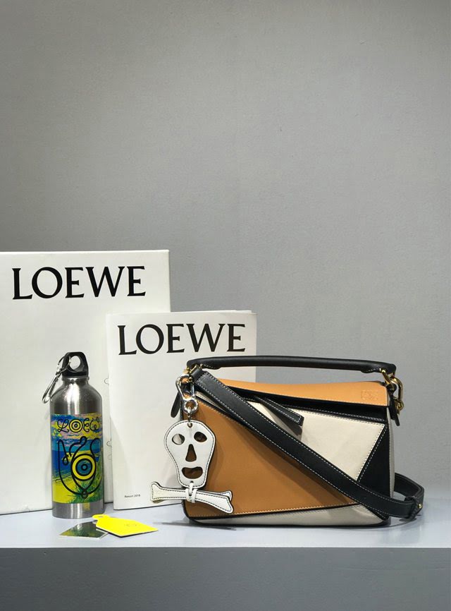 LOEWE包包 羅意威Puzzle小號幾何包 羅意威手提斜挎包 10172  tcl1050