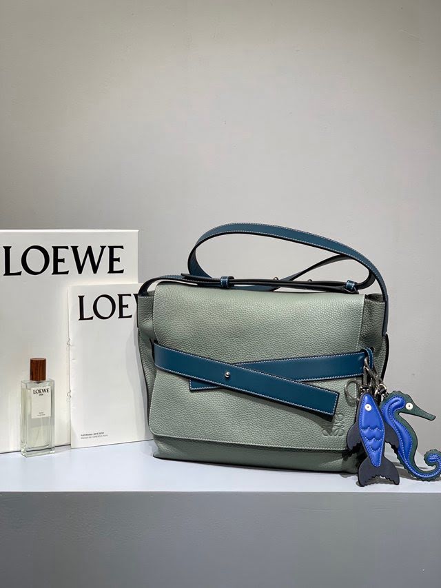 LOEWE包包 羅意威Messenger Strap男士斜挎郵差包 36035  tcl1052