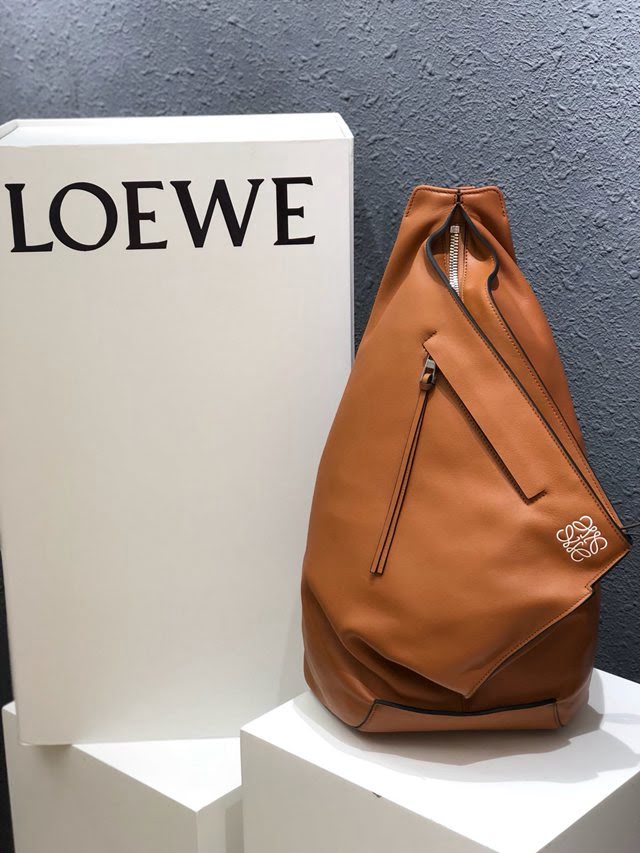 LOEWE包包 羅意威ANTON單肩斜挎包 327  tcl1070