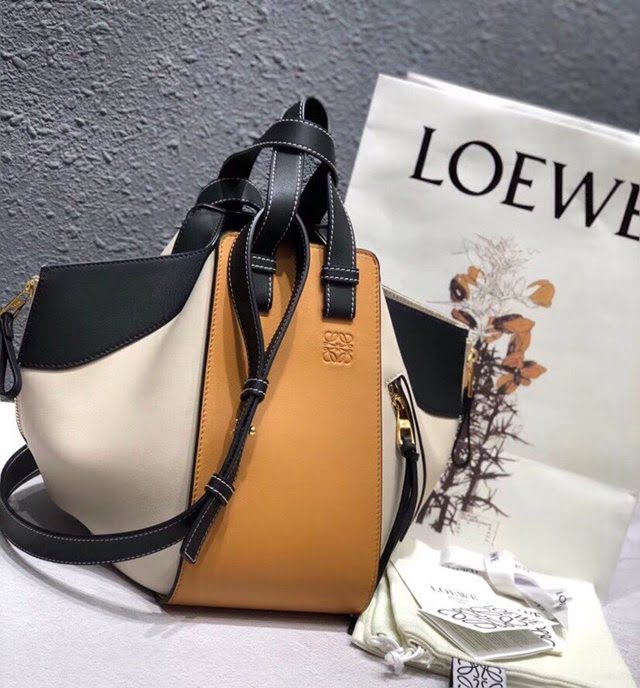 LOEWE包包 羅意威hammock小號肩背手提吊床包  tcl1096