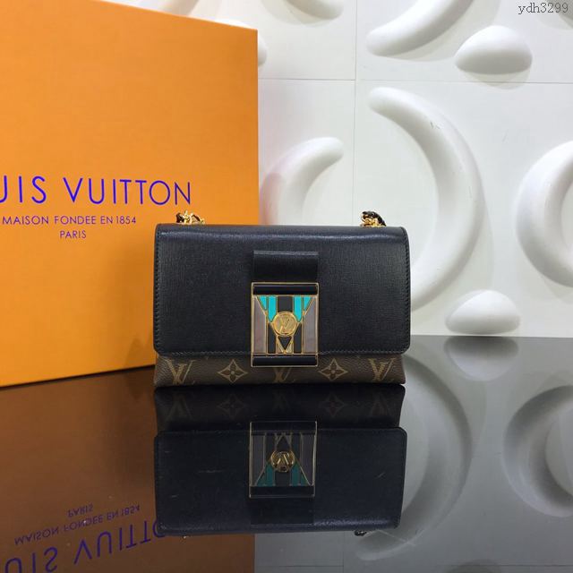 LV包 LV女包 M44916 Pochette LV Thelma手袋 2020早春新款 LV老花配皮 LV鏈條斜挎女包  ydh3299