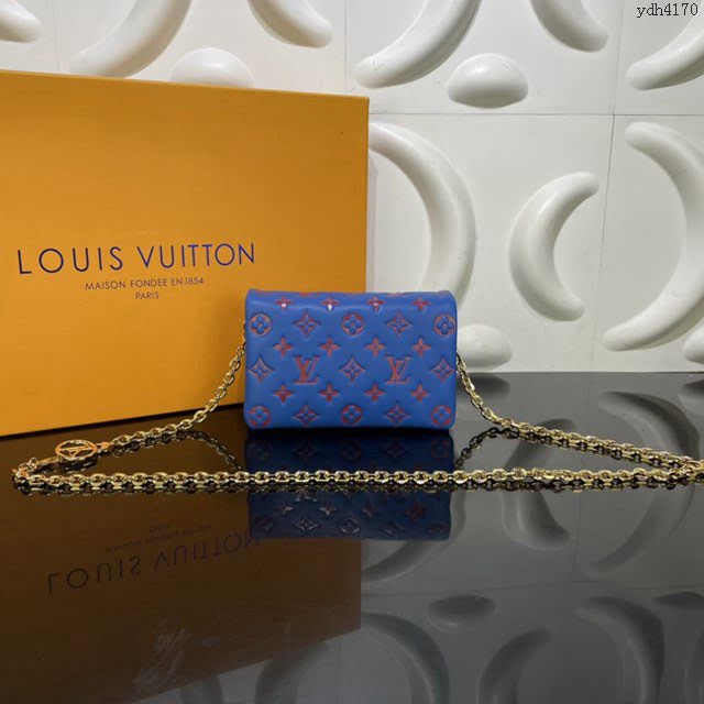 Louis Vuitton新款女包 M80742 路易威登Pochette Coussin链条包 Monogram压纹绵羊皮LV小挎包  ydh4170