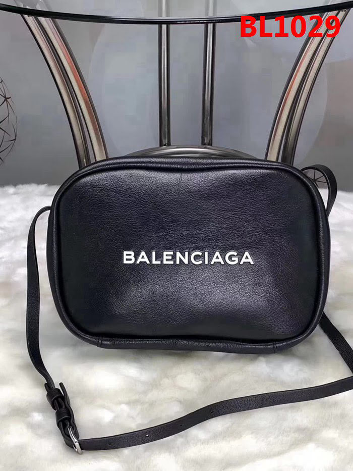 BALENCIAG巴黎世家 爆款相機包 BALENCIAGA EVERYDAY 系列 年秋冬爆款  BL1029