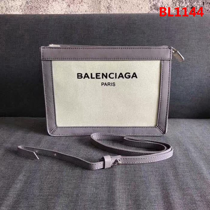 BALENCIAG巴黎世家 帆布沙灘包 斜挎包  BL1144